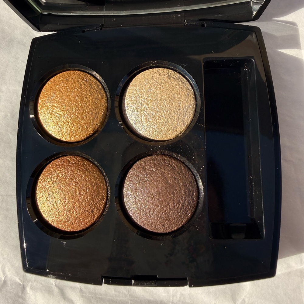 Used CHANEL Used Chanel LES 4 OMBRES Color: 274 CODES ÉLÉGANTS